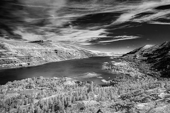 Columbia River B&W