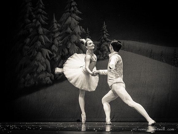 Pas de Deux